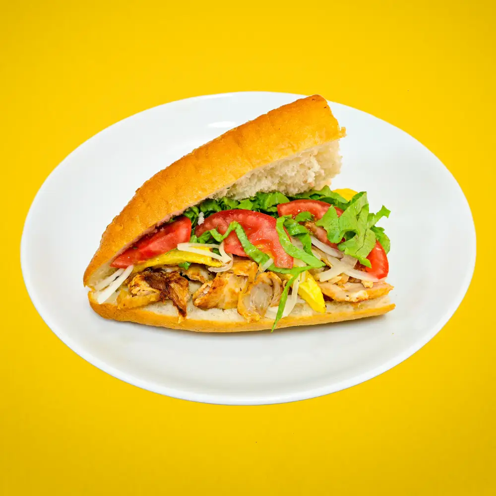 MiaBurrito'nun klasik lezzeti Ekmek Arası Tavuk döneri, Fethiye.