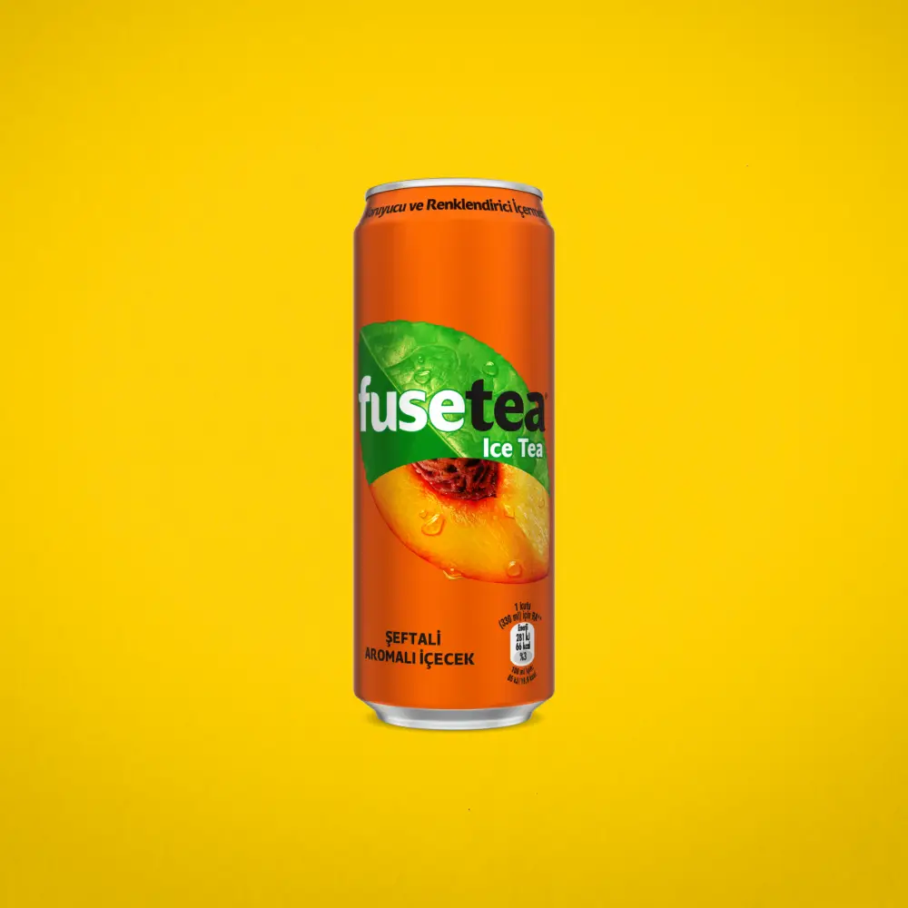 MiaBurrito'da sunulan, çeşitli meyve aromalı FuseTea soğuk çay.